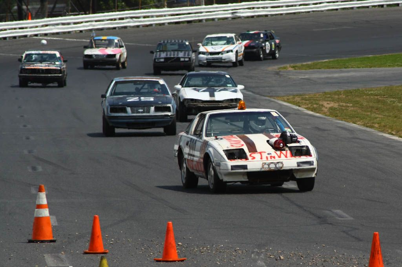 Illustration for article titled The 24 Hours Of LeMons New England 2009 Über Gallery, Part 2